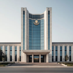 ЦБ Узбекистана «привязывает» потребкредиты к доходам: новые меры регулирования рынка